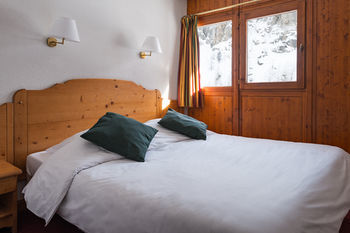 Lagrange Vacances Chalets Du Galibier Valloire Ngoại thất bức ảnh